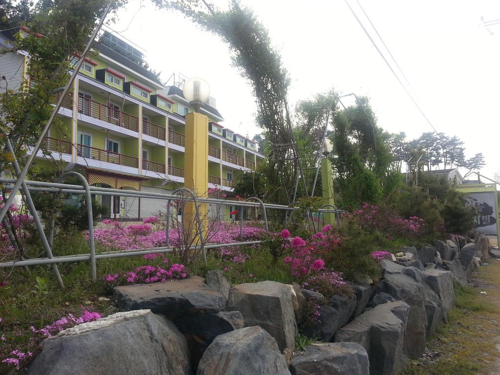 Yongdu Beach Pension โพเรียง ภายนอก รูปภาพ