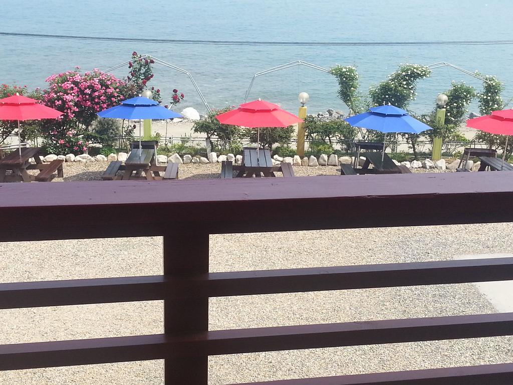 Yongdu Beach Pension โพเรียง ภายนอก รูปภาพ