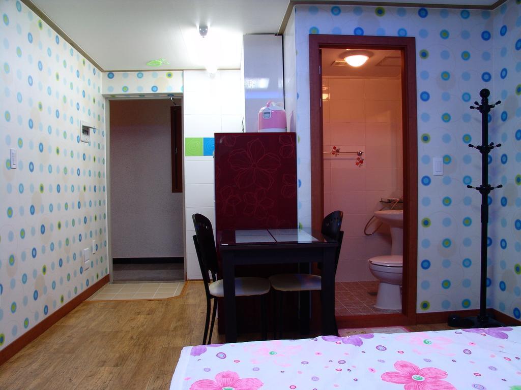 Yongdu Beach Pension โพเรียง ภายนอก รูปภาพ