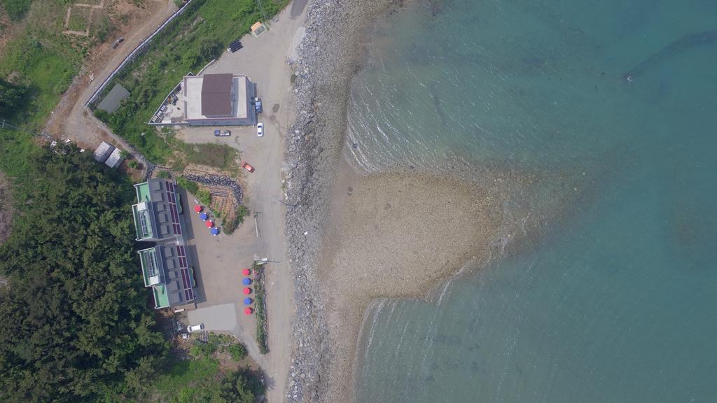 Yongdu Beach Pension โพเรียง ภายนอก รูปภาพ